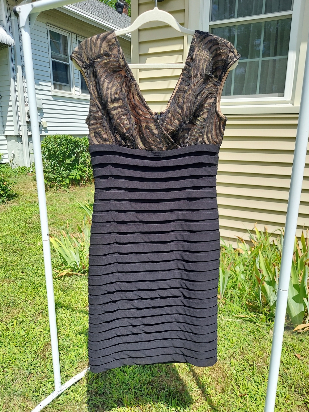 Adrianna Papell Black Layered Lace Sheath Cockatail Dress Women's Size 10 LBD